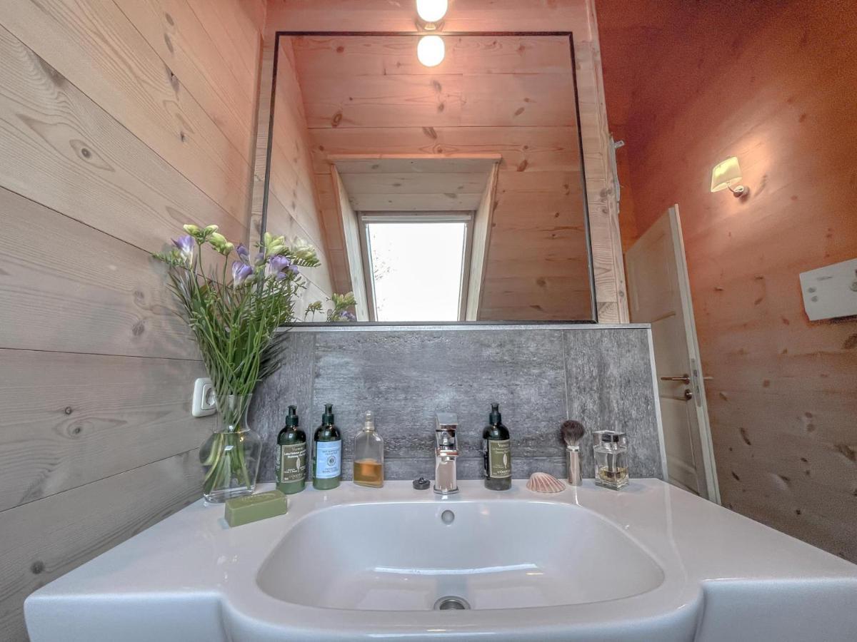 Traumhaff Kuestenchalets - Einzigartige Chalets An Der Ostsee. Ganz Aus Laerchenholz Mit Kamin Und Sauna Vogelsang-Warsin ภายนอก รูปภาพ